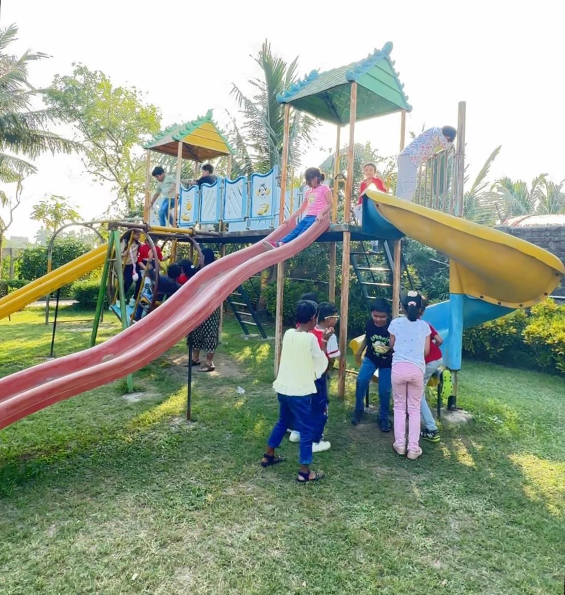 Palli Bangla Resort, Near Ruby Hospital, Anandapur Calcuta Exterior foto