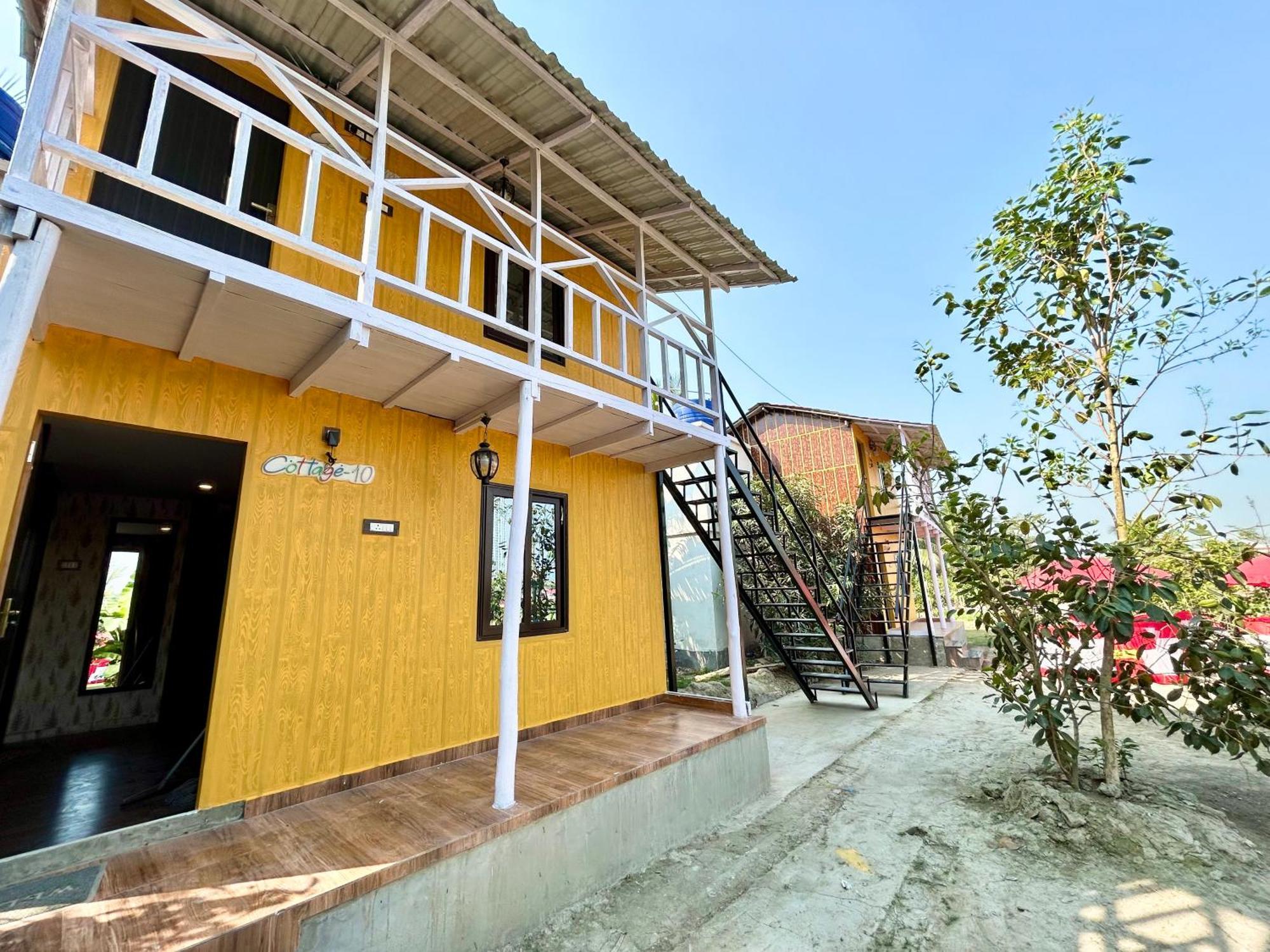 Palli Bangla Resort, Near Ruby Hospital, Anandapur Calcuta Exterior foto